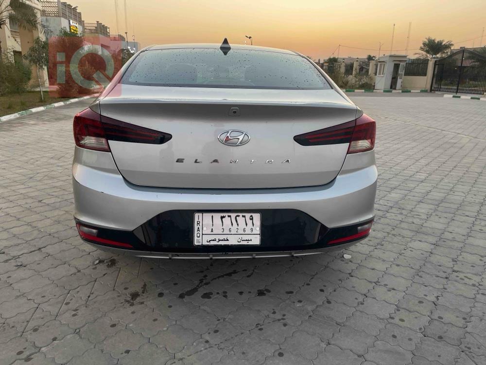 هيونداي النترا